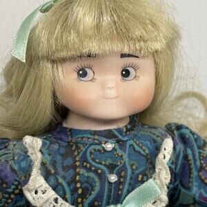 Goebel Dolly Dingle Doll‎ 9" Limited Edition Mini Party Doll Bette Ball 1995